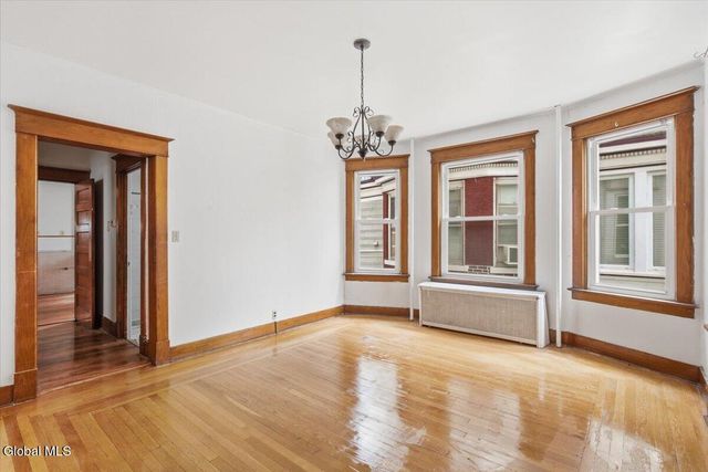 422 Manning Boulevard, Albany, NY 12206
