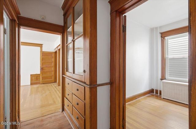 422 Manning Boulevard, Albany, NY 12206