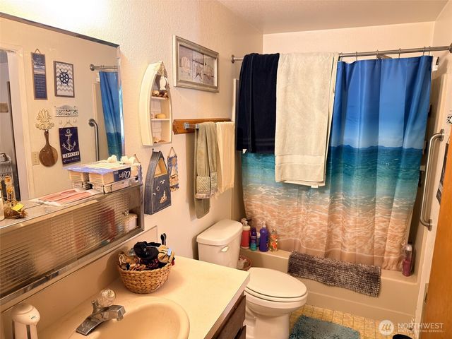 100 S Maple Street, Port Hadlock, WA 98339