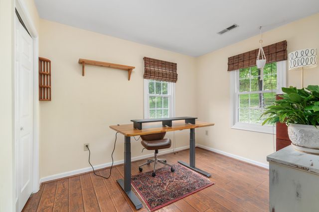 3341 Hidden Oak RD SW, Roanoke, VA 24018