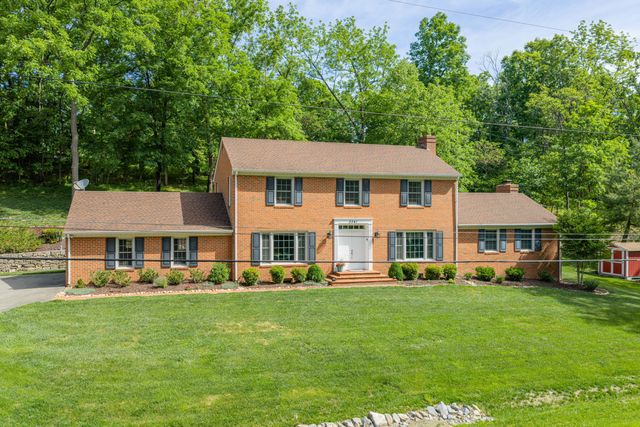 3341 Hidden Oak RD SW, Roanoke, VA 24018
