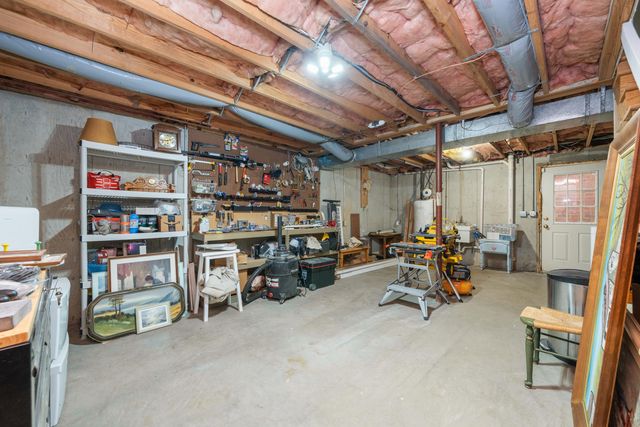 3341 Hidden Oak RD SW, Roanoke, VA 24018