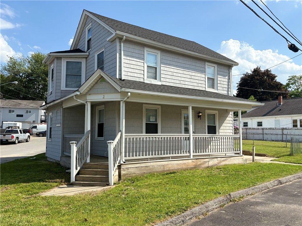 2 Fairmount Avenue, Johnston, RI 02919