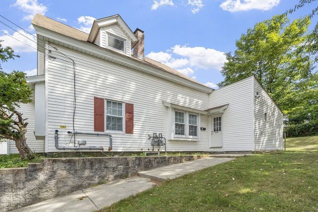 25 Winthrop Street 25, Fitchburg, MA 01420