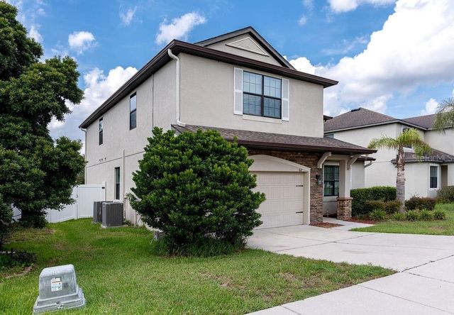 612 SILVERTHORN PLACE, Groveland, FL 34736