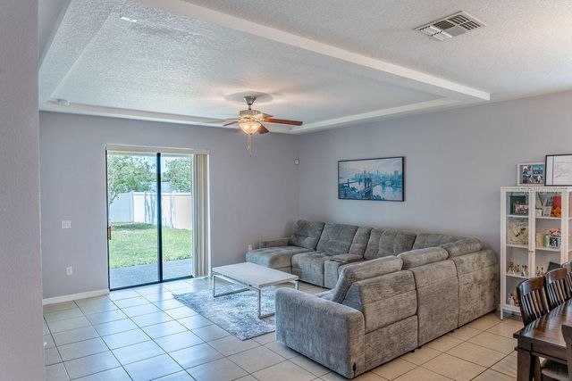 612 SILVERTHORN PLACE, Groveland, FL 34736