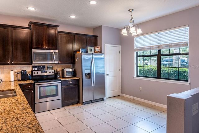612 SILVERTHORN PLACE, Groveland, FL 34736