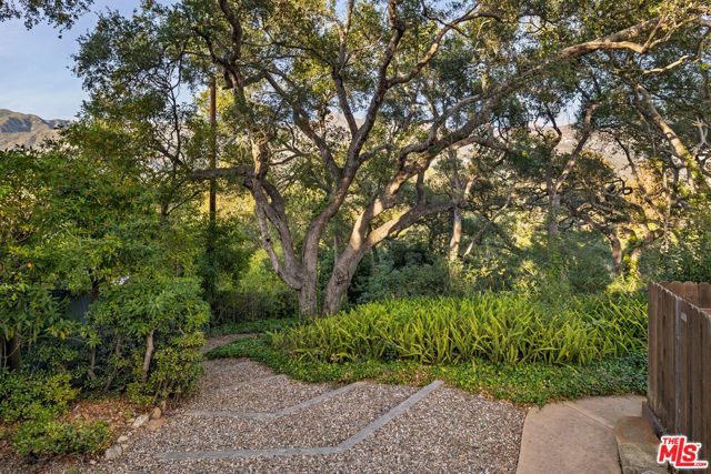 937 Arcady Road, Santa Barbara, CA 93108