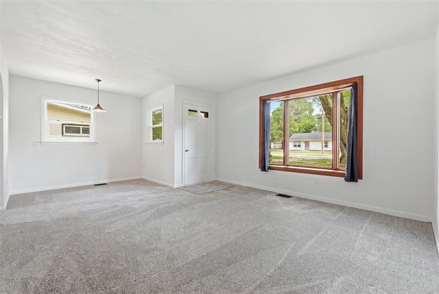 627 Clearview Street, Kalamazoo, MI 49048