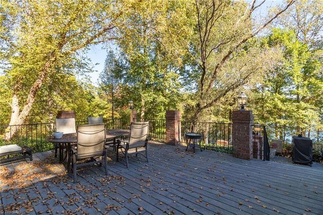 5 Sail View Cove, Greensboro, NC 27455