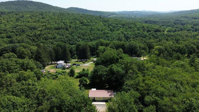 23 Jackson Drive, Hinsdale, NH 03451