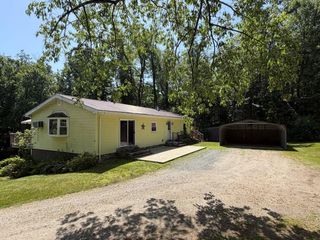 23 Jackson Drive, Hinsdale, NH 03451
