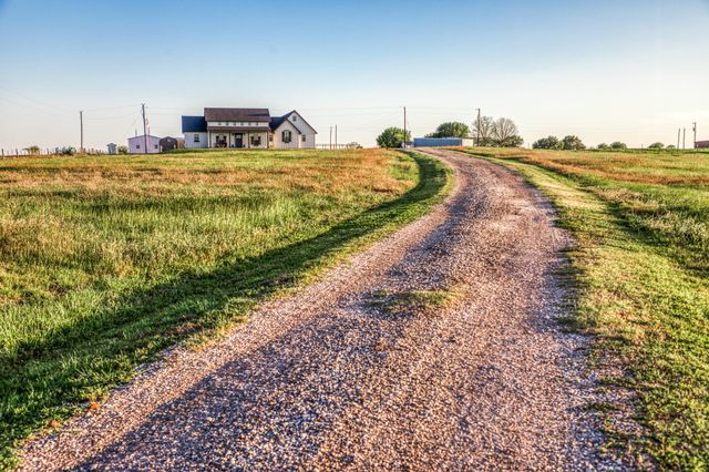 15520 Farm To Market 912, Washington, TX 77880