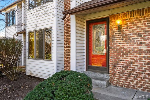 63 Spring Song Court D, St Peters, MO 63376