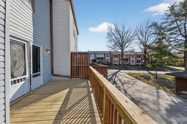 63 Spring Song Court D, St Peters, MO 63376