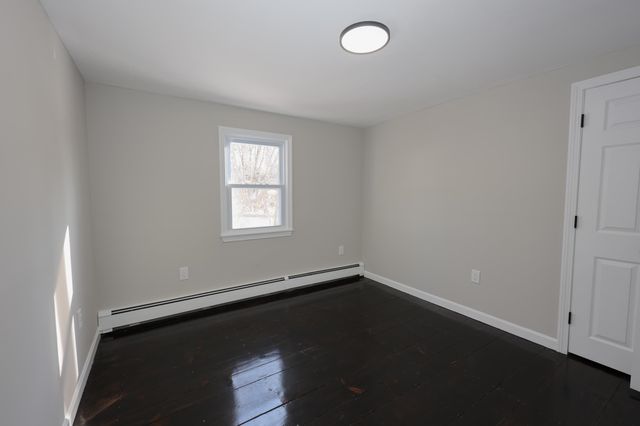 39 Hunter Drive, Epping, NH 03042