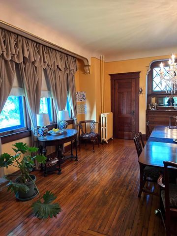 616 C Street, La Porte, IN 46350