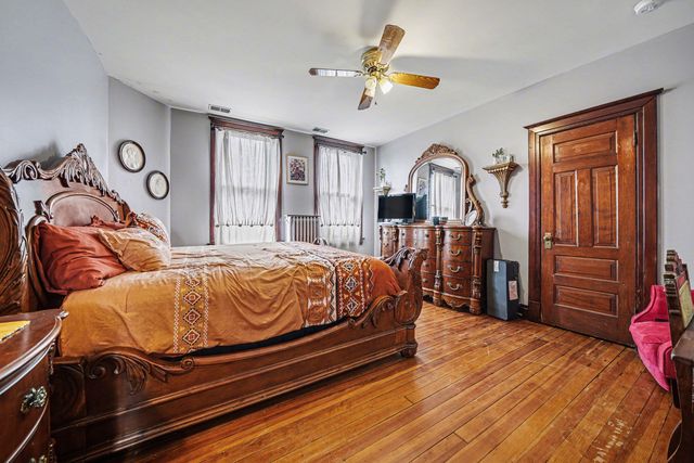 616 C Street, La Porte, IN 46350