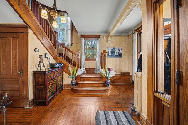 616 C Street, La Porte, IN 46350