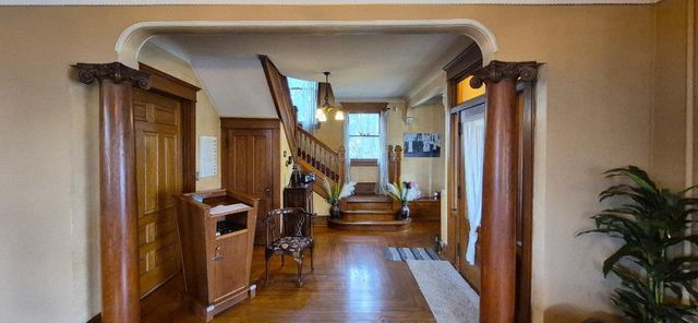 616 C Street, La Porte, IN 46350