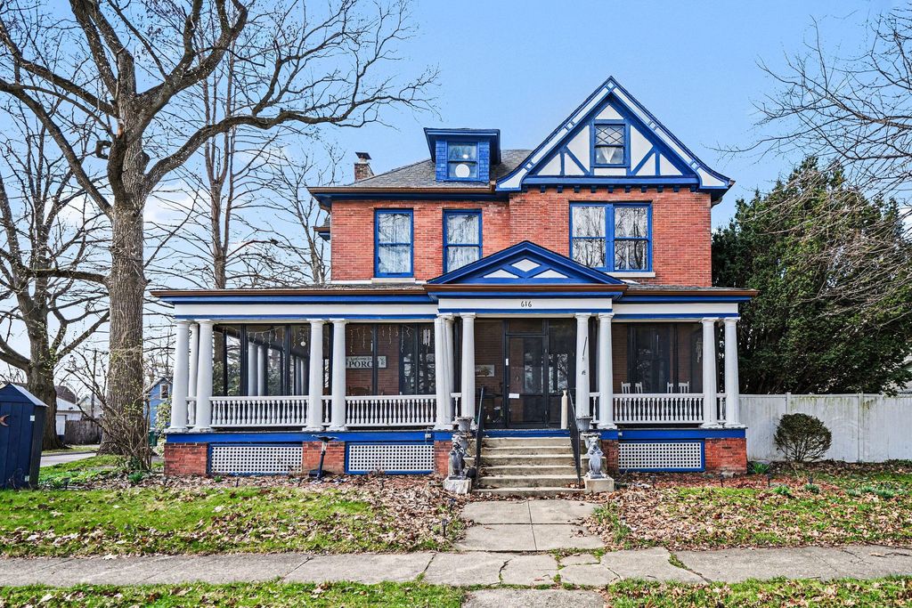 616 C Street, La Porte, IN 46350