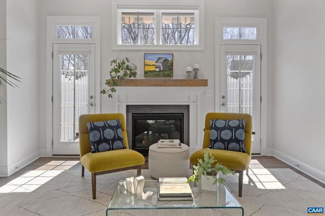 314 AVONDALE LN, Crozet, VA 22932