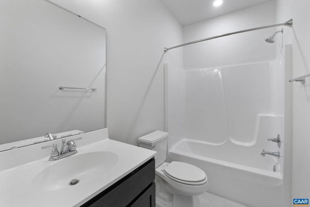 314 AVONDALE LN, Crozet, VA 22932