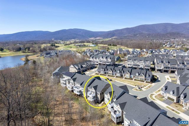 314 AVONDALE LN, Crozet, VA 22932