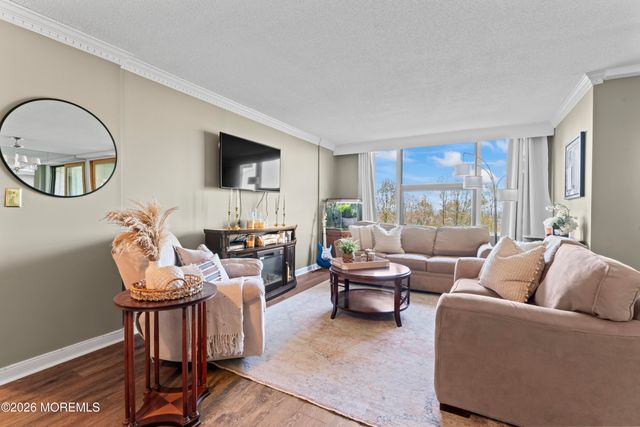 1 Scenic Drive 204, Highlands, NJ 07732