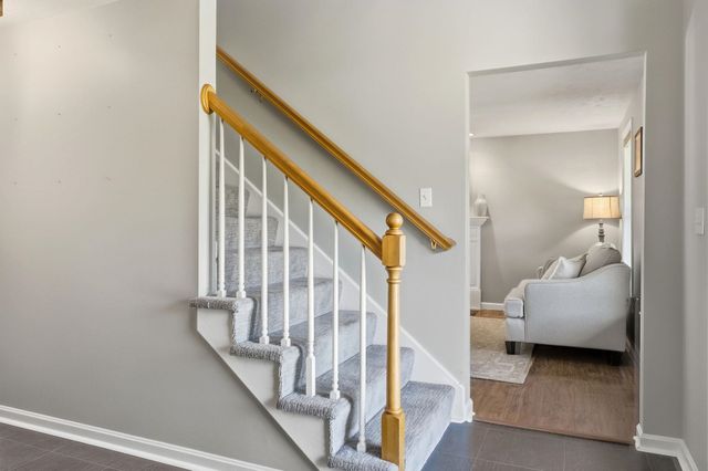 17 Donmac Drive, Derry, NH 03038