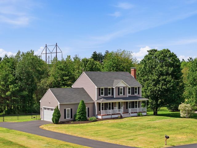 17 Donmac Drive, Derry, NH 03038