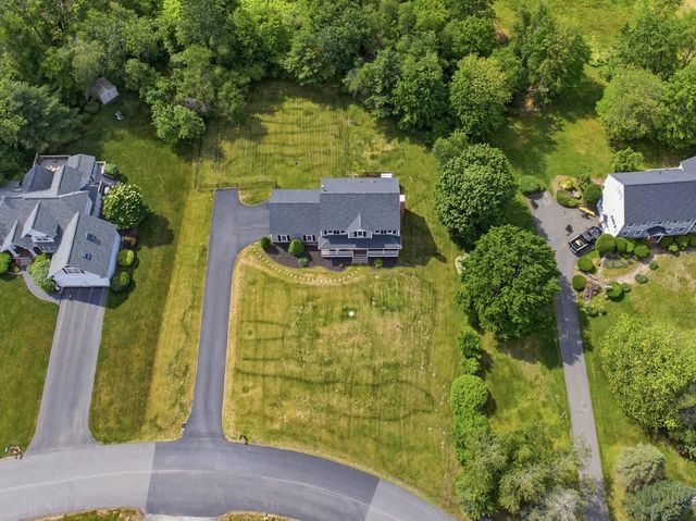 17 Donmac Drive, Derry, NH 03038