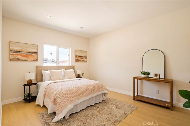 5334 Chesley Avenue, Los Angeles, CA 90043
