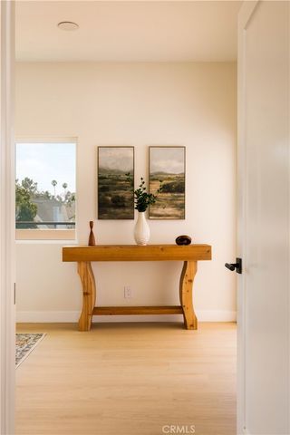 5334 Chesley Avenue, Los Angeles, CA 90043