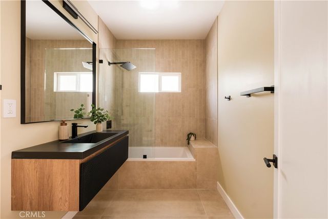 5334 Chesley Avenue, Los Angeles, CA 90043