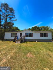95 New Town Road, Lavonia, GA 30553