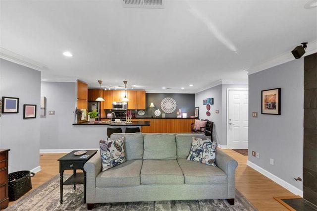 405 TUXWORTH Circle, Decatur, GA 30033