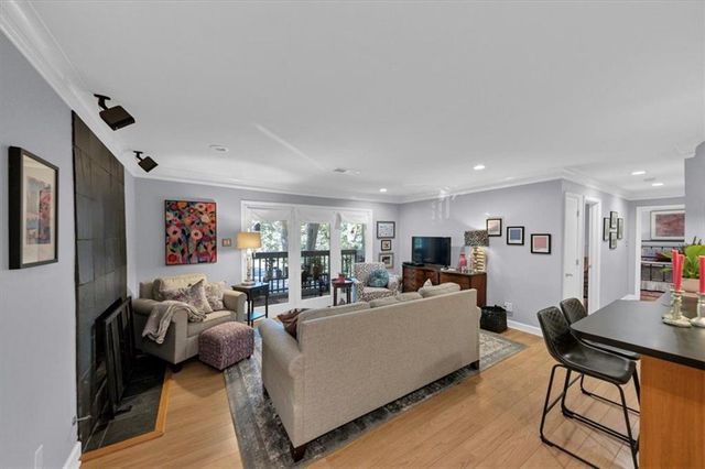 405 TUXWORTH Circle, Decatur, GA 30033