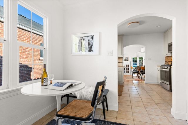 230 Belleview Dr, San Leandro, CA 94577