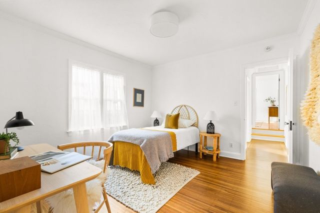 230 Belleview Dr, San Leandro, CA 94577