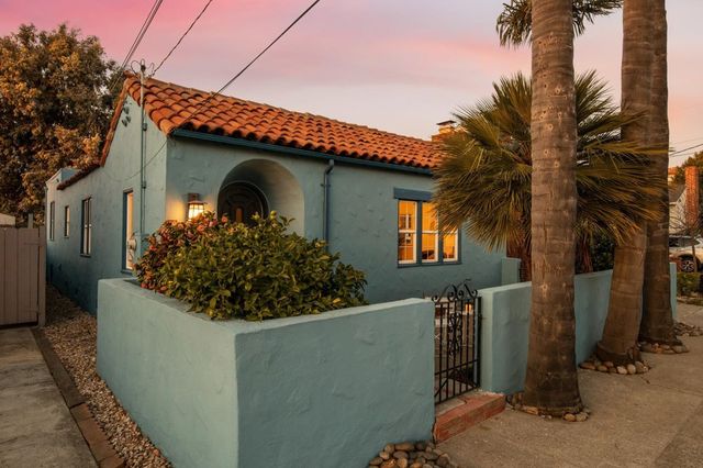 230 Belleview Dr, San Leandro, CA 94577