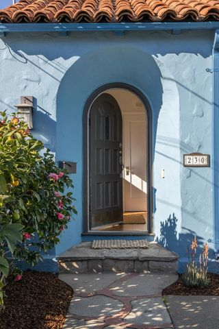 230 Belleview Dr, San Leandro, CA 94577