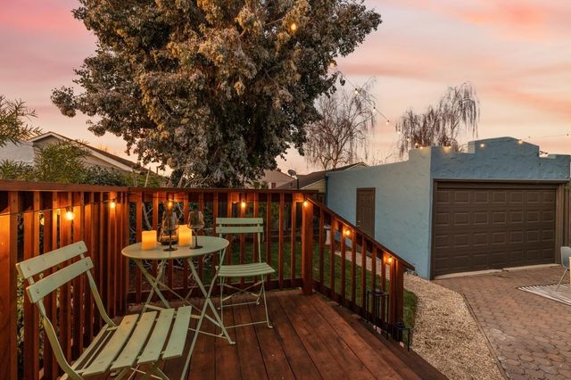 230 Belleview Dr, San Leandro, CA 94577