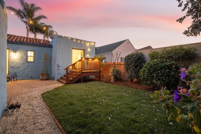 230 Belleview Dr, San Leandro, CA 94577