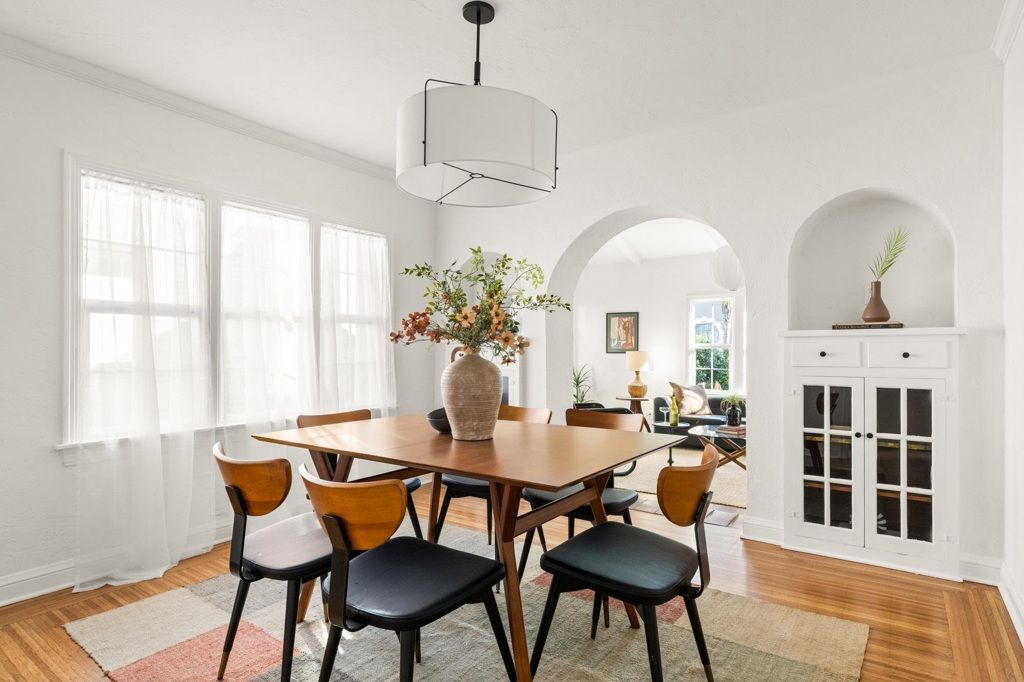 Image 13 of property listing at 230 Belleview Dr, San Leandro, CA 94577