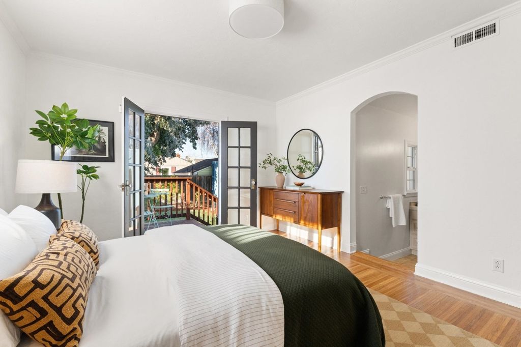 Image 29 of property listing at 230 Belleview Dr, San Leandro, CA 94577