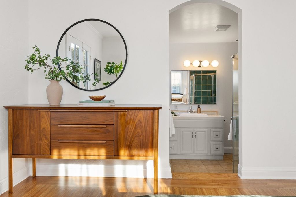 Image 31 of property listing at 230 Belleview Dr, San Leandro, CA 94577