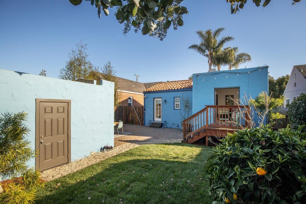 Image 38 of property listing at 230 Belleview Dr, San Leandro, CA 94577