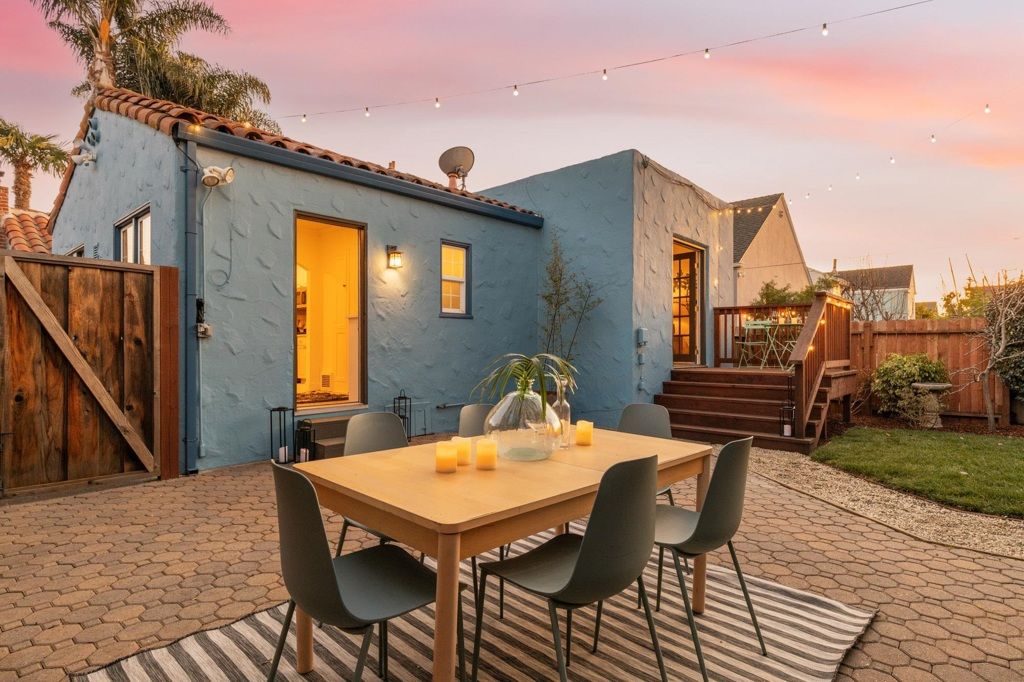 Image 54 of property listing at 230 Belleview Dr, San Leandro, CA 94577