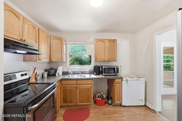 3850 JAMMES Road, Jacksonville, FL 32210